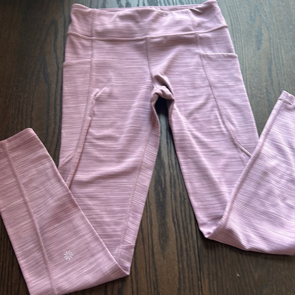 Light purple Athleta leggings that are brand new with pockets